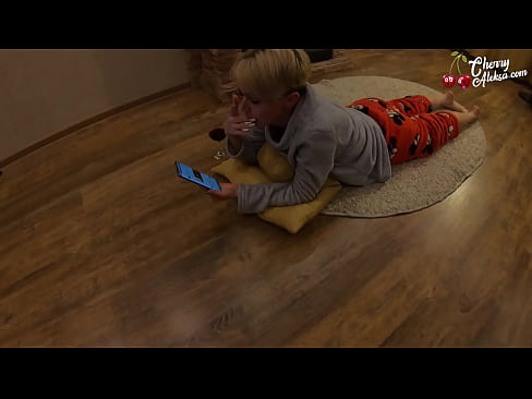 ❤️ Šialená blondínka fajčí obrovský penis a skáče na ňom - análny sex ☑ Krásne porno na sk.nomescriativos.top ️❤